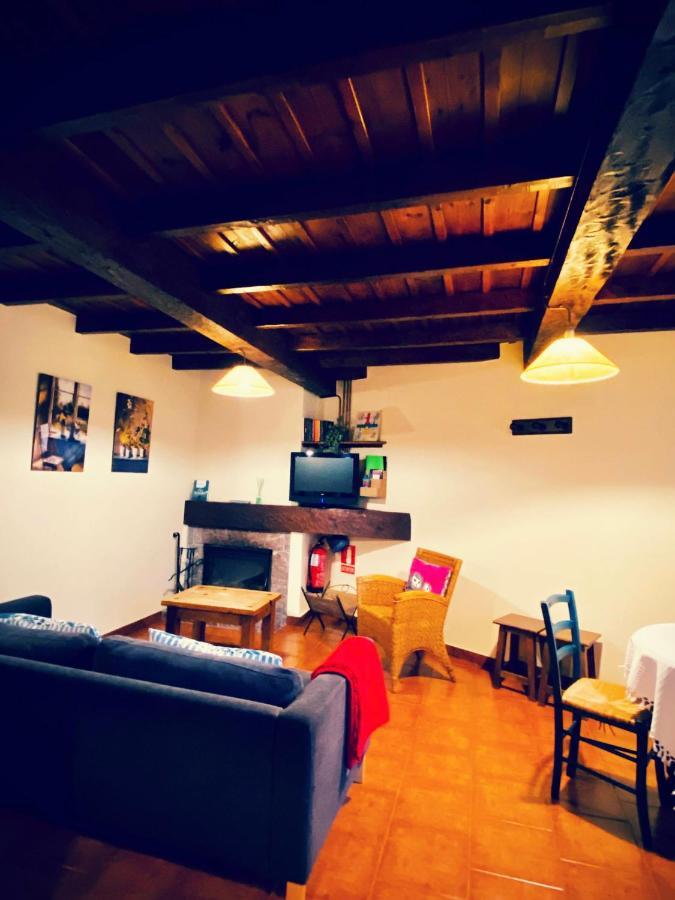 Sames Casa Rural La Riba المظهر الخارجي الصورة