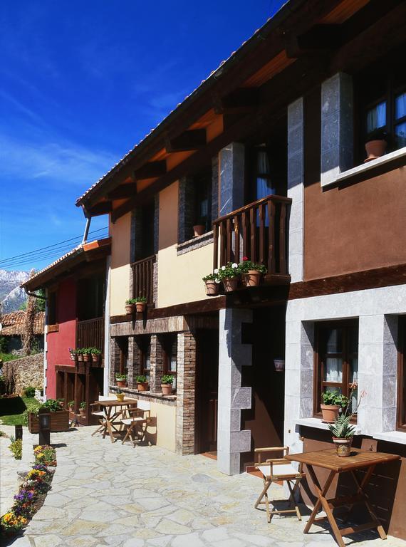 Sames Casa Rural La Riba المظهر الخارجي الصورة